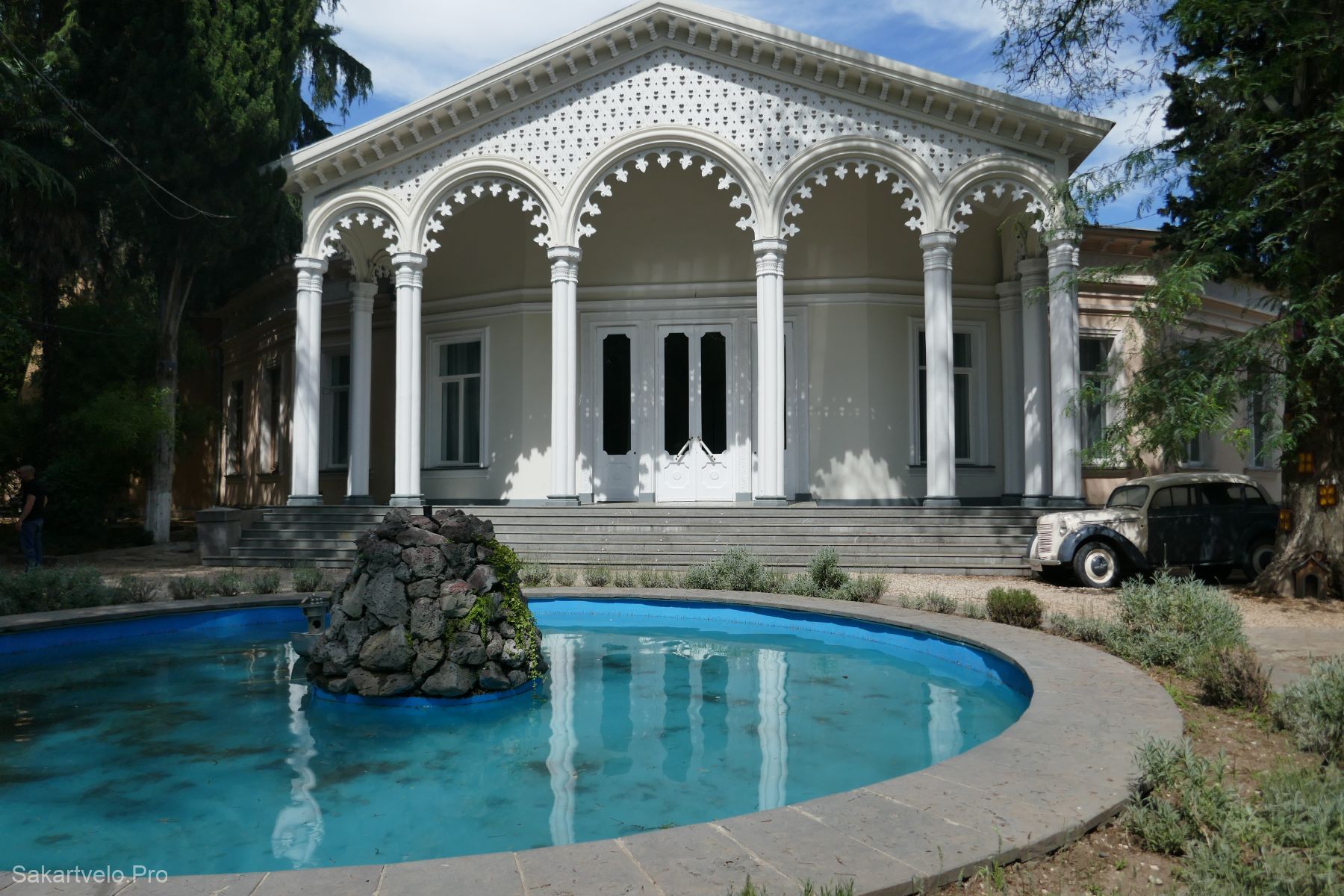 Rose Garden park in Tbilisi