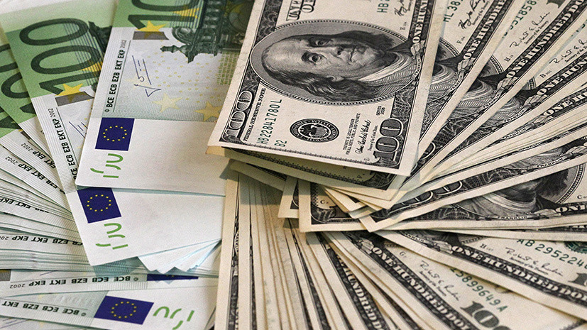 У якій валюті брати із собою гроші до Грузії з України?